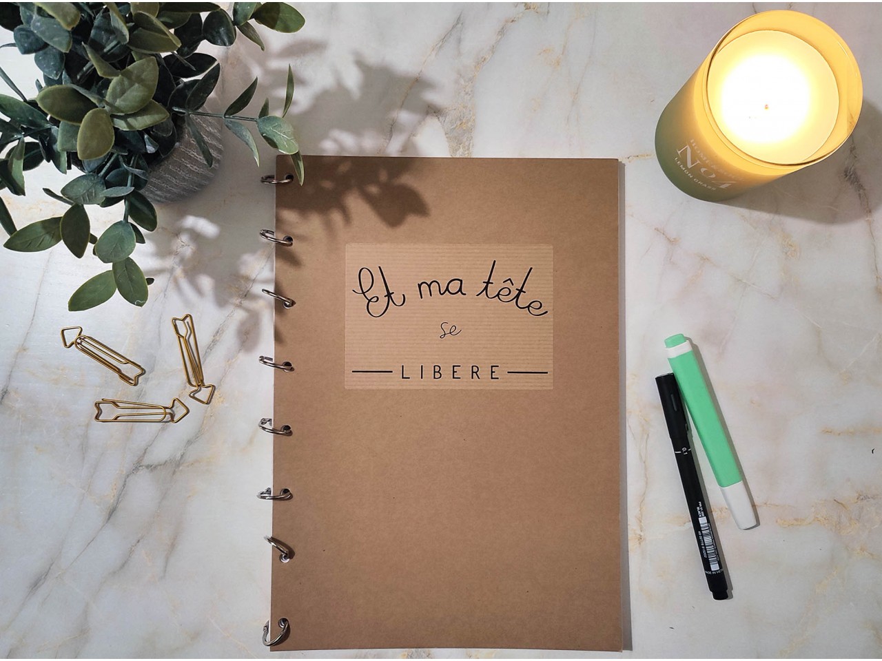 Cahier et agenda sur-mesure A4 - Anneaux de reliure