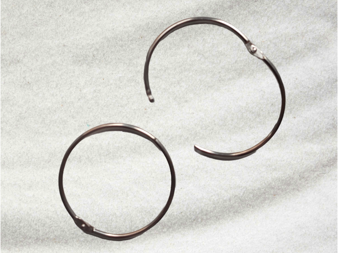 Anneau de reliure en acier nickelé